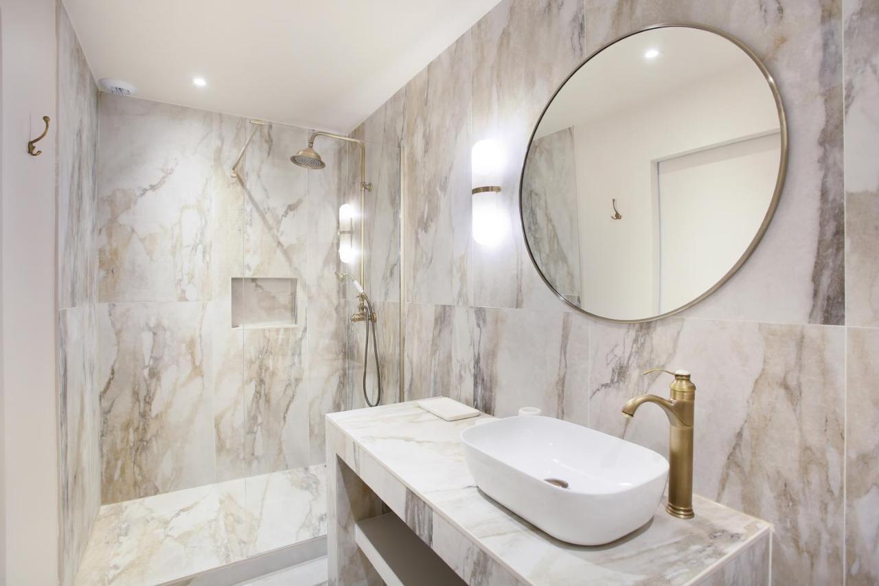 Residence In The Center Of Paris By Studio Prestige Exterior foto